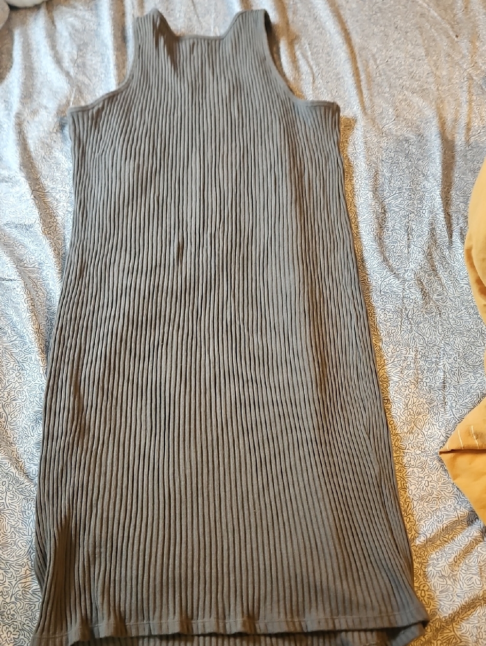 GAP Maternity Ribbed Midi Tank Dress - Picture 3 of 3